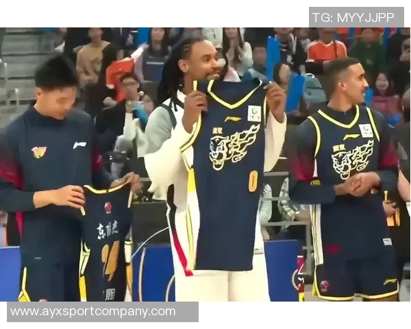 泰伦卢谈小卡比尔出场受限影响阵容组合评估仍待时日