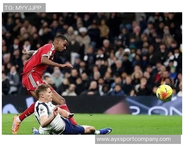 罗马有意租借齐尔克泽正与曼联探讨合作可能性