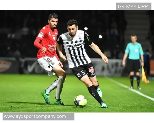 莫拉塔33岁状态低迷对拿波里失点球赛季12场未进球身价降至1100万